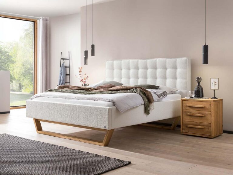 Hasena_Polsterbett_Dream-Line_Lungo28-3S_Skid_Zuro-L_Boucle-ivory_Wildeiche-natur-gebuerstet-geoelt