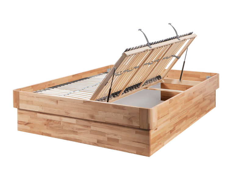 Das Hasena Bett "Fine-Line Syma Practico-Ron Box 1" ist ein leichtes Holzbett mit hochklappbarem Lattenrost, der geräumigen Stauraum und stabilem Metallgestell bietet.