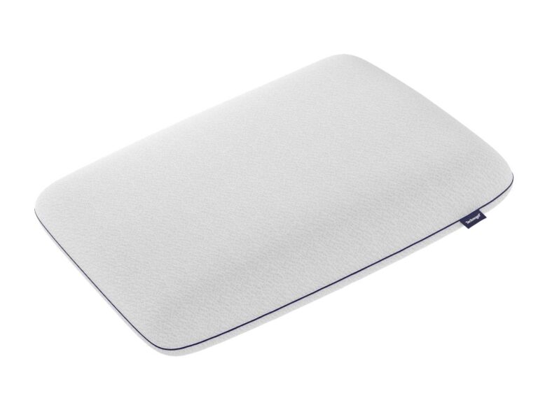 Das Technogel Kissen Deluxe ist ein rechteckiges, weißes Kissen mit einer glatten, strukturierten Oberfläche und einer dunklen Paspel entlang der Ränder, die vor einem schlichten weißen Hintergrund angebracht ist.