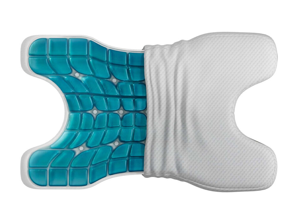 Das Technogel Kissen CPAP ist ein weißes, ergonomisches Kissen mit einem blauen, kühlenden Gelgitter auf einer Seite, das zur Unterstützung von Nacken und Schultern geformt ist - perfekt für CPAP-Nutzer, die mehr Komfort wünschen.